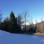Kolmanovci Semesterbostad *